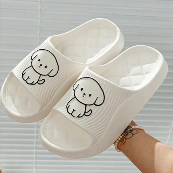 White Cute Puppy Indoor Home Slippers Slides - Picture 1 of 4